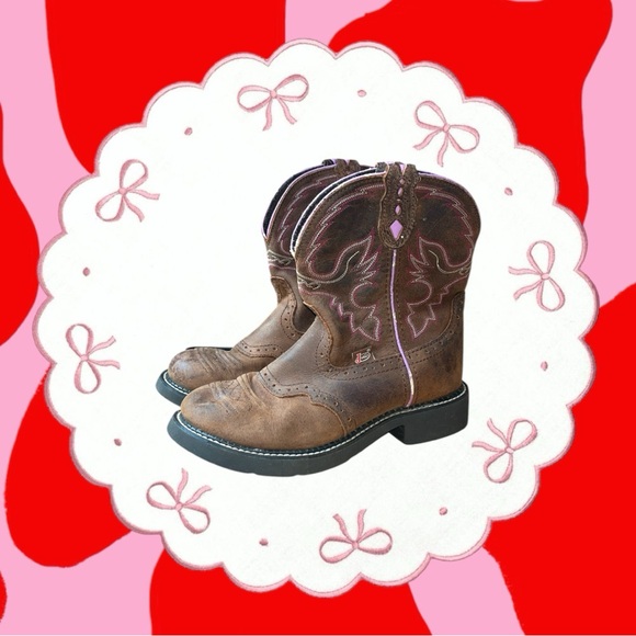 Justin Boots Shoes - justin “gypsy” cowboy boots 🌵